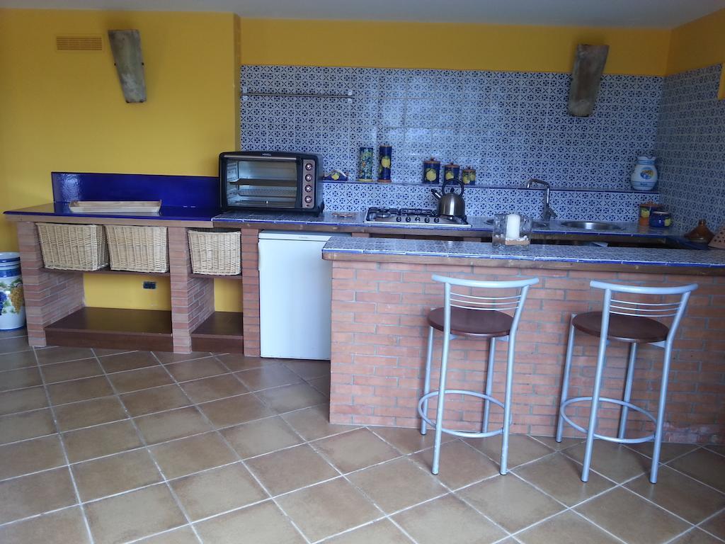 Appartamento Lady Food Location Cava deʼ Tirreni Camera foto